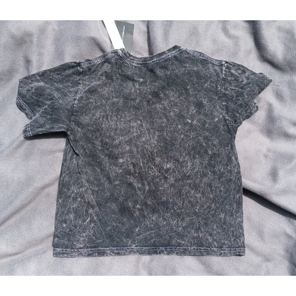 Pretty Rebellious XS Black Gray Celestial Desert Moon Graphic Tee NWT - Picture 5 of 5